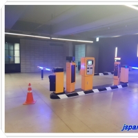우란문화재단