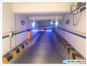 밀란체 2차아파…